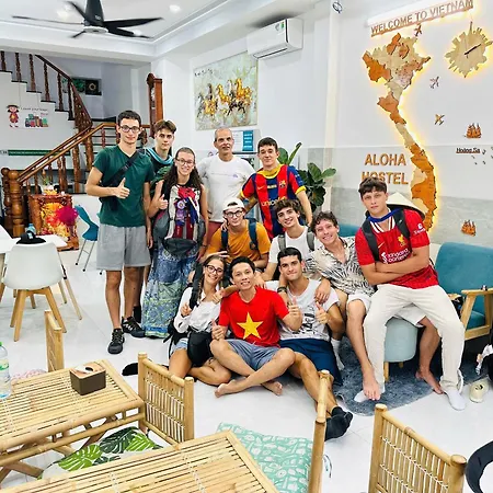 Aloha Saigon Premium Hostel By Local Travel Experts - Newly Opened, Less-Touristy Location, Spacious Rooms, Glass Shower Bathroom, Free Breakfast & Walking Tour